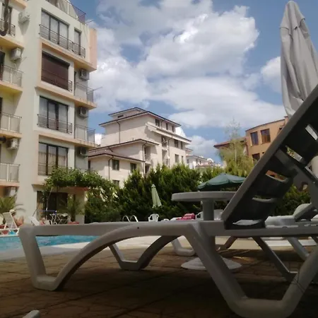 Location In Sunny Amber アパート *